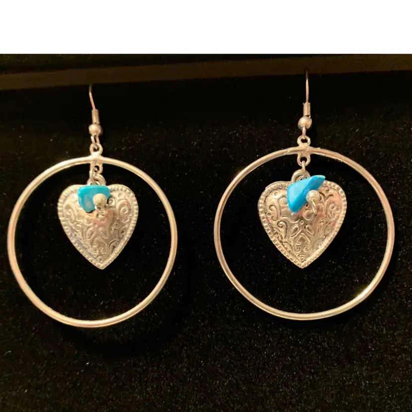 Southwest Style Silver Tone Turquoise Heart Dangle Hoop Earrings 