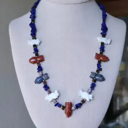 Carved Animal Stone Chip Necklace Fetish Style