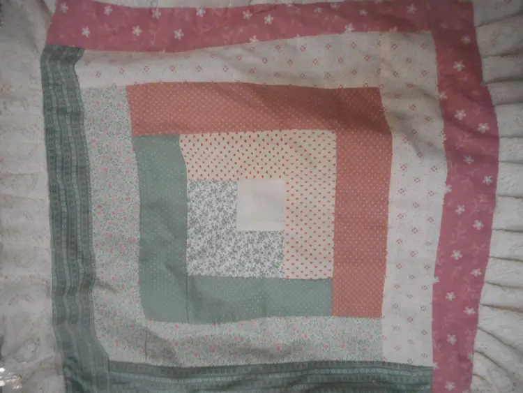 Vtg Handmade Quilted Amish Log Cabin Pattern Throw Pillow cover green 17 X 17