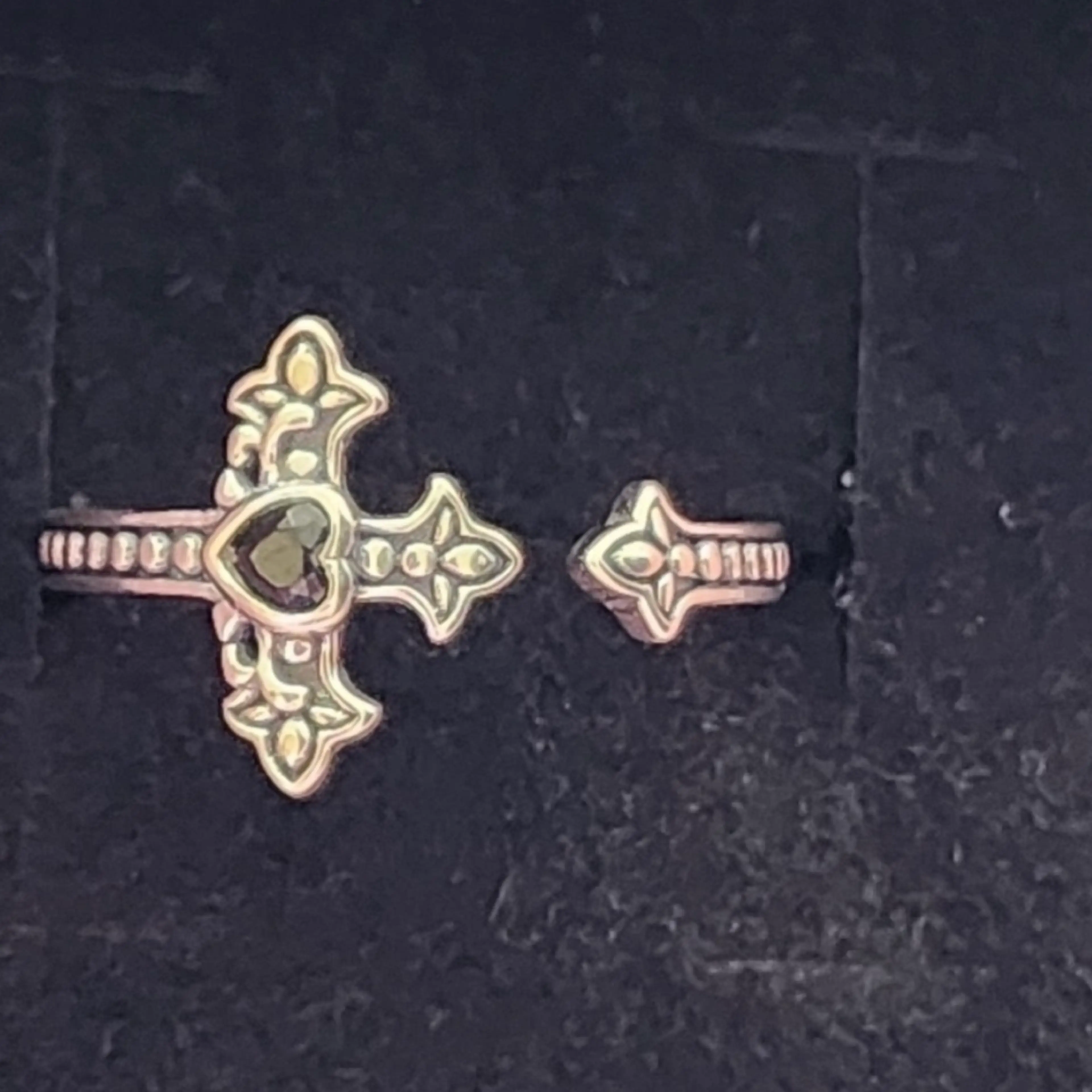 Image 4 of 6
