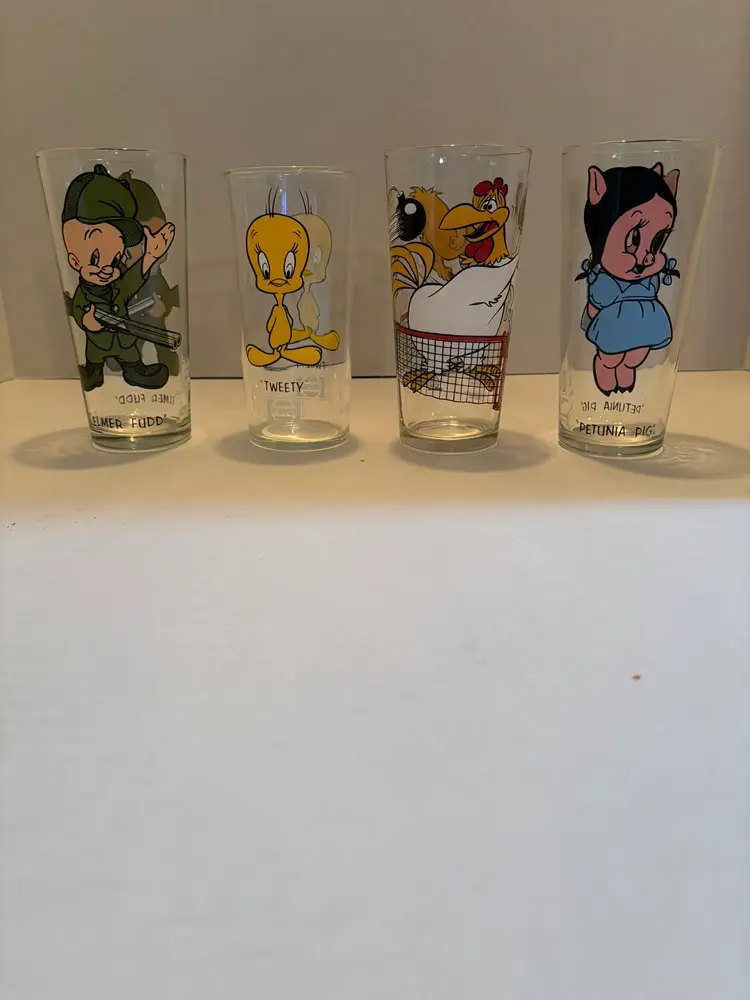 Vintage Pepsi Collector Series Set of 4 Drinking Glass Elmer Fudd,Tweety,Foghorn