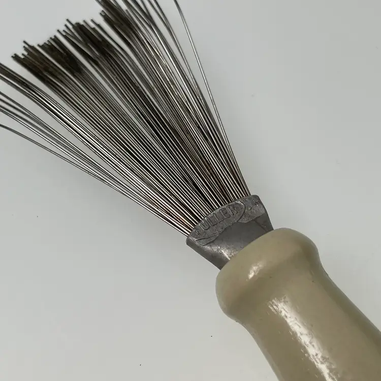 Fuller Brush Co. Hair Brush & Comb Wire Rake Cleaner Beige Wood Handle 4.5"