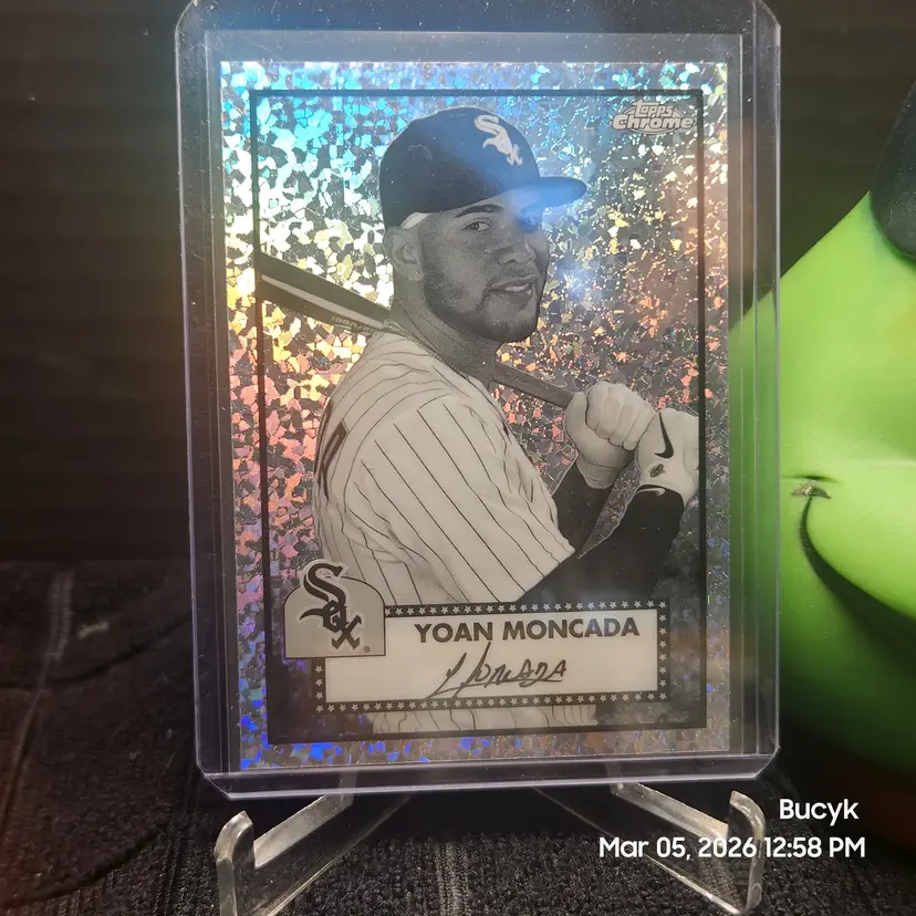2021 Topps Chrome Black & White Speckle - Yoan Moncada Chicago White Sox
