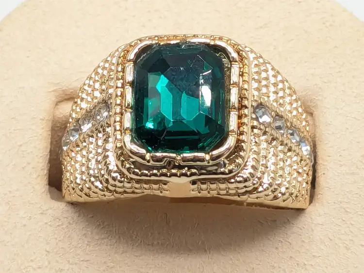 Gold Tone Faux Emerald Rhinestone Fashion Ring NOS