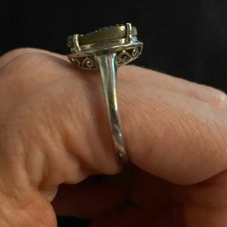 Silver tone And Druzy Looking Stone Ring Size 10