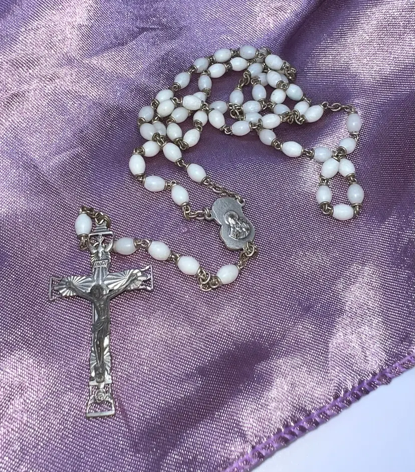 Vintage Roma Italy Rosary White Beads Mother Mary Jesus 17”