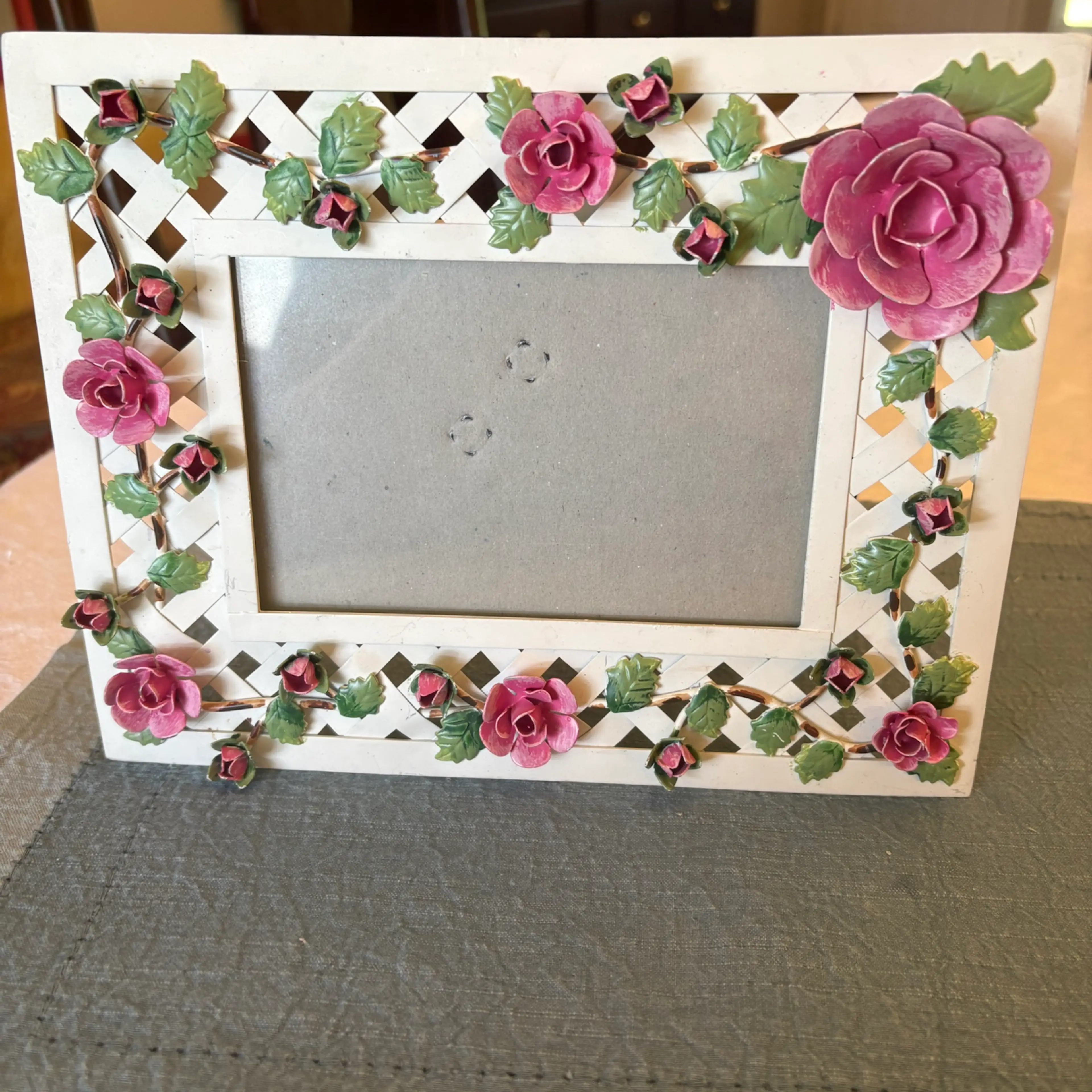 Image 2 of 6