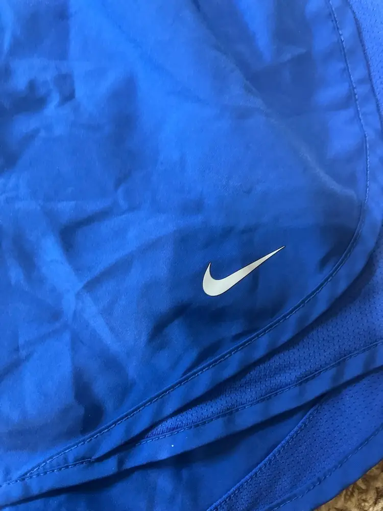14
Nike Shorts