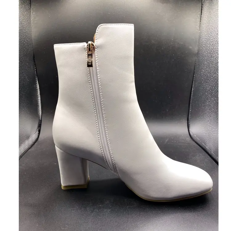 NEW-IDIFU Ada White Booties Size 8.5