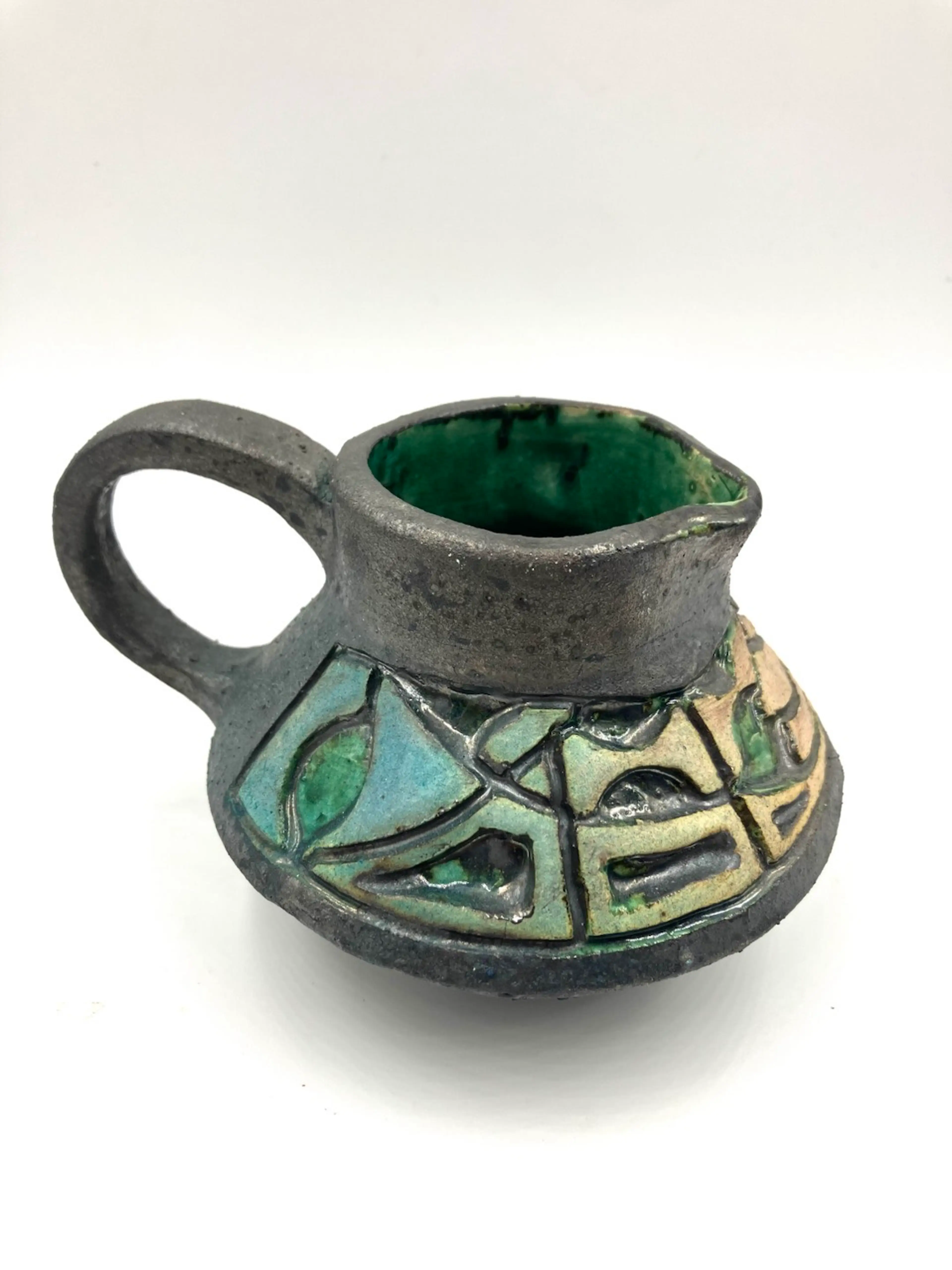 Image 1 of 6
