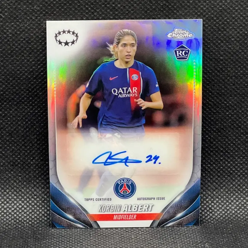 Korbin Albert 2023/24 Topps Chrome UEFA Women Autograph PSG Soccer Card