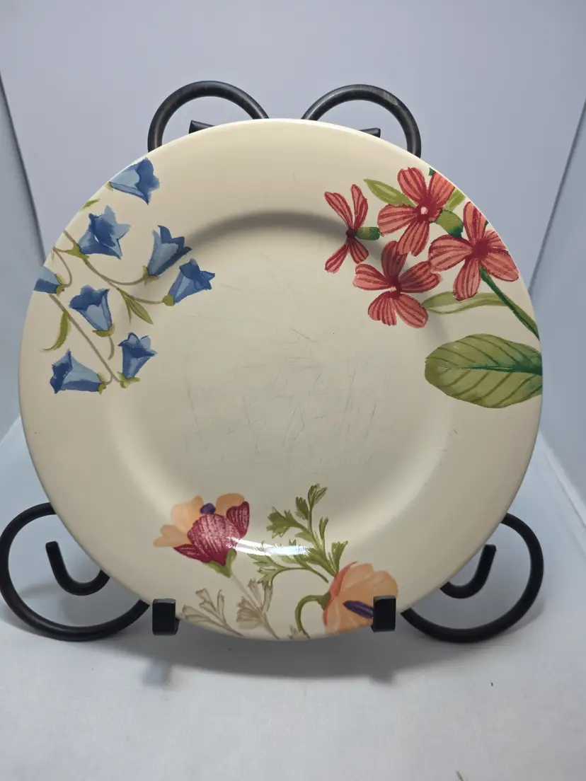 Longaberger Botanical Fields 9" Luncheon Plates Set of 2 Floral (Design A)