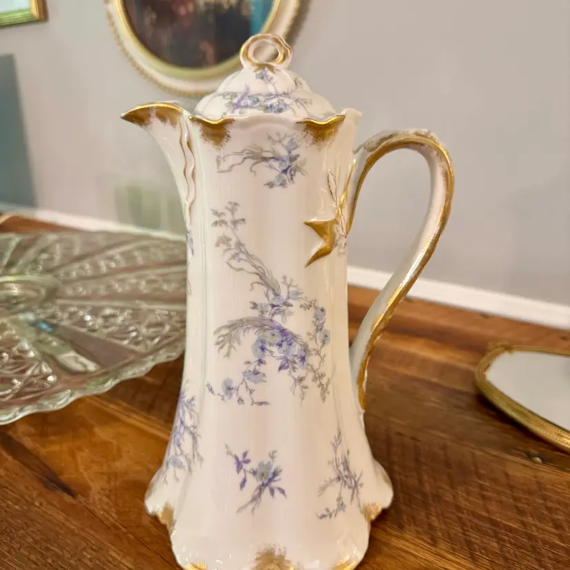 🎀 Antique Limoges Fine Porcelain Chocolate Pot- ** Call Out**