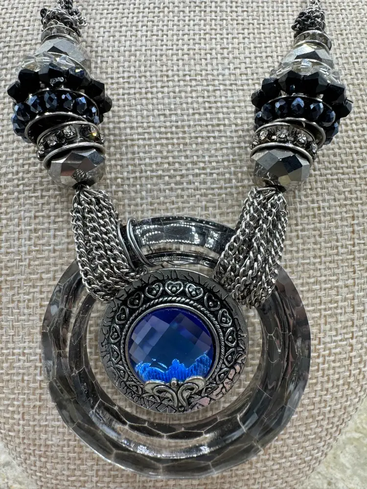 Ali Khan New York Statement Necklace