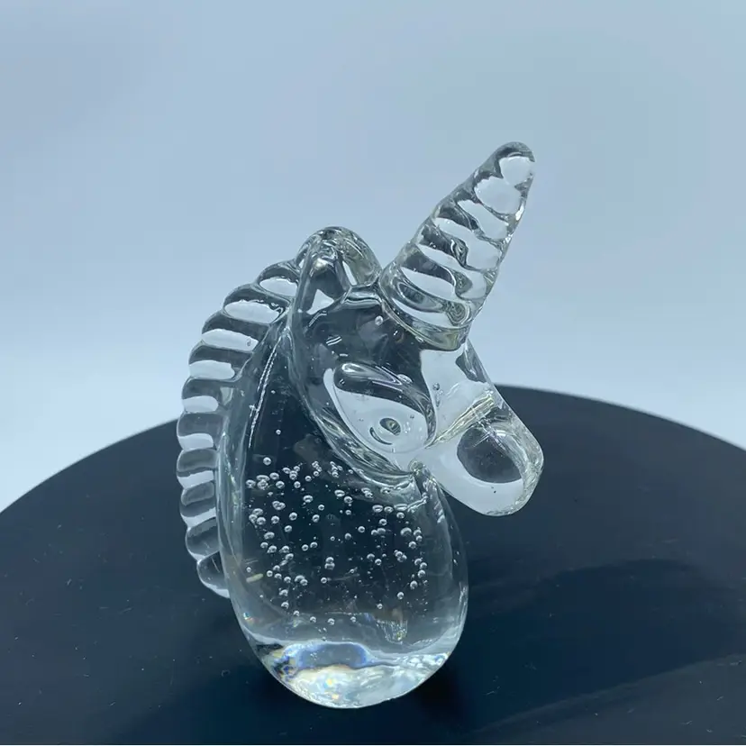 #0031 Clear glass hand-blown unicorn figurine with controlled bubbles 5” x 3”