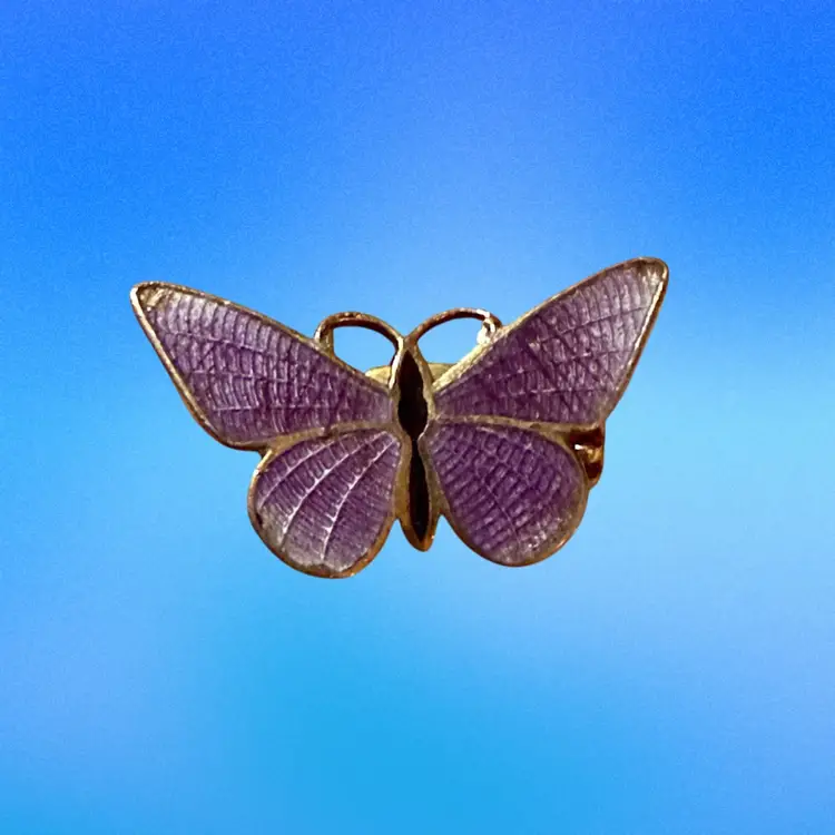 Vintage Mini Light Purple Enamel Butterfly Goldtone Brooch *Great Stocking Stuffer Idea*