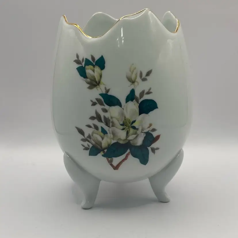 5 1/2” Tall Formalities By Baum Bros. Cracked Egg Vase With Magnolia’s