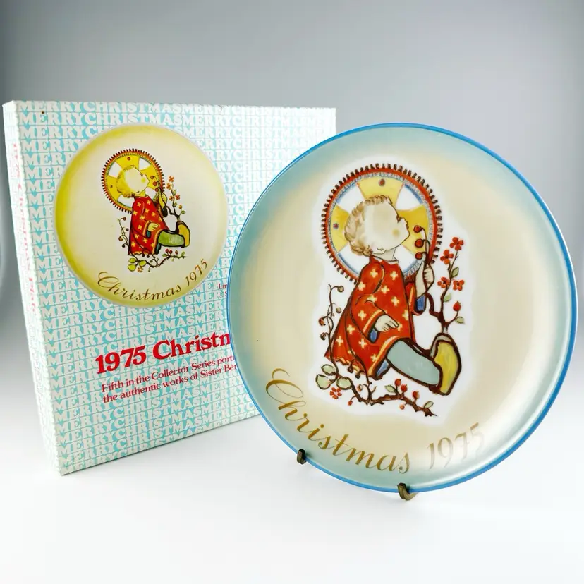 Hummel/Schmid "Christmas Child" Jesus Collectors Plate, Vintage 1975, Made in West Germany
