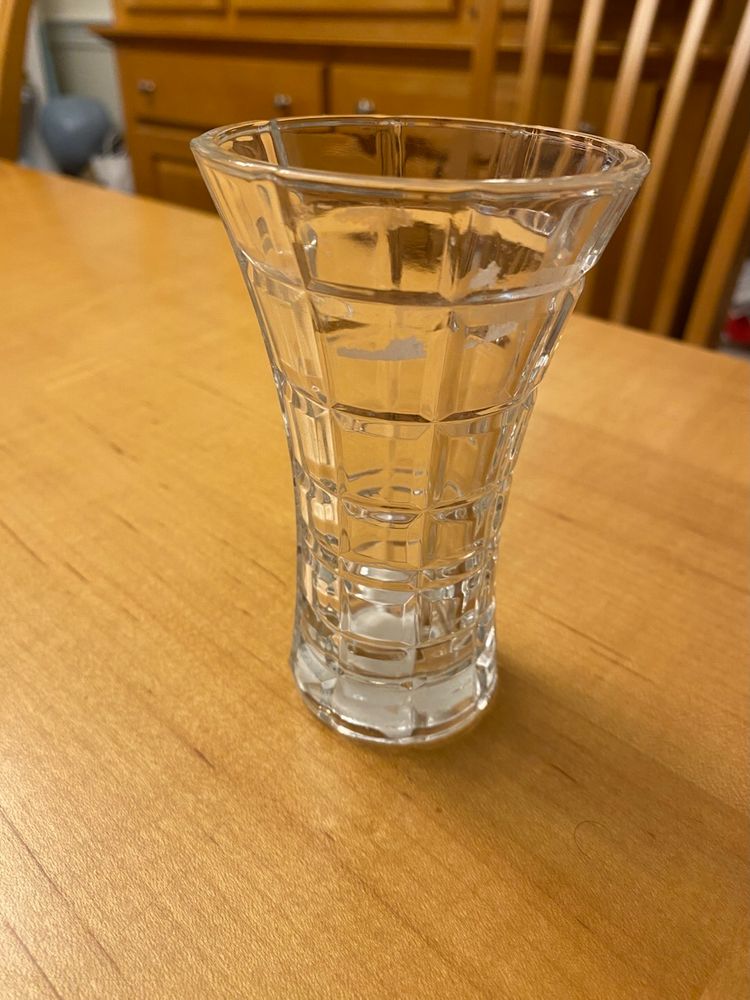 VINTAGE MIKASA CHADSWORTH BUD VASE
