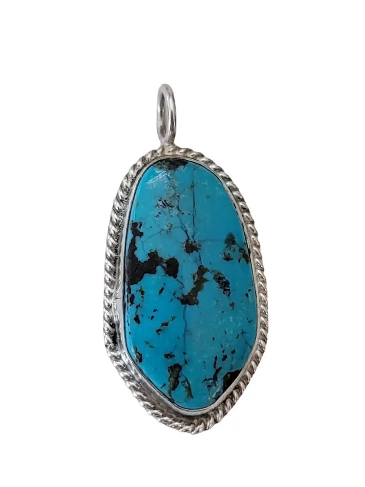 Sterling Silver Turquoise Oval Pendant E647
