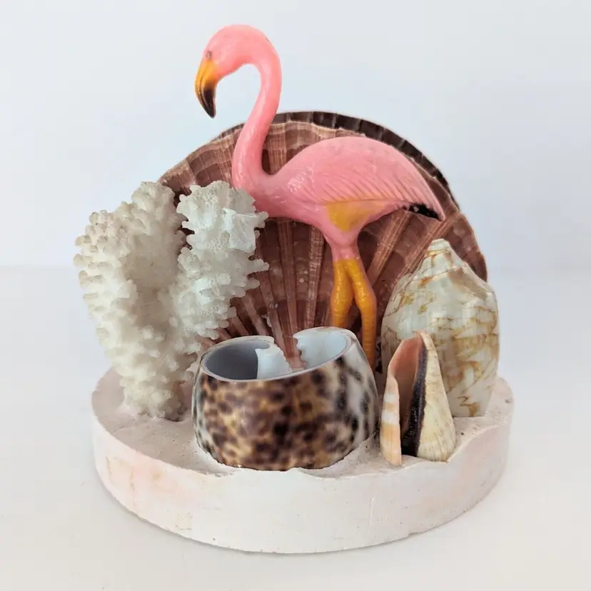 Vintage Kitschy Kitchen Seashell Napkin Holder Pink Plastic Flamingo Shell Art