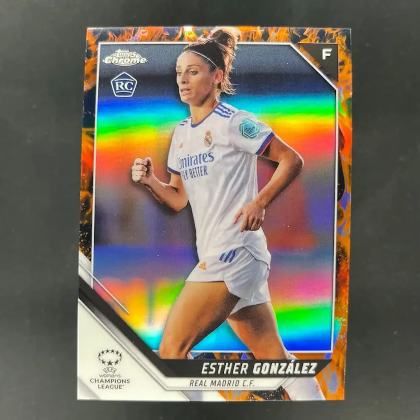 Esther Gonzalez 2021/22 Topps Chrome UWCL Inferno /75 Soccer Card