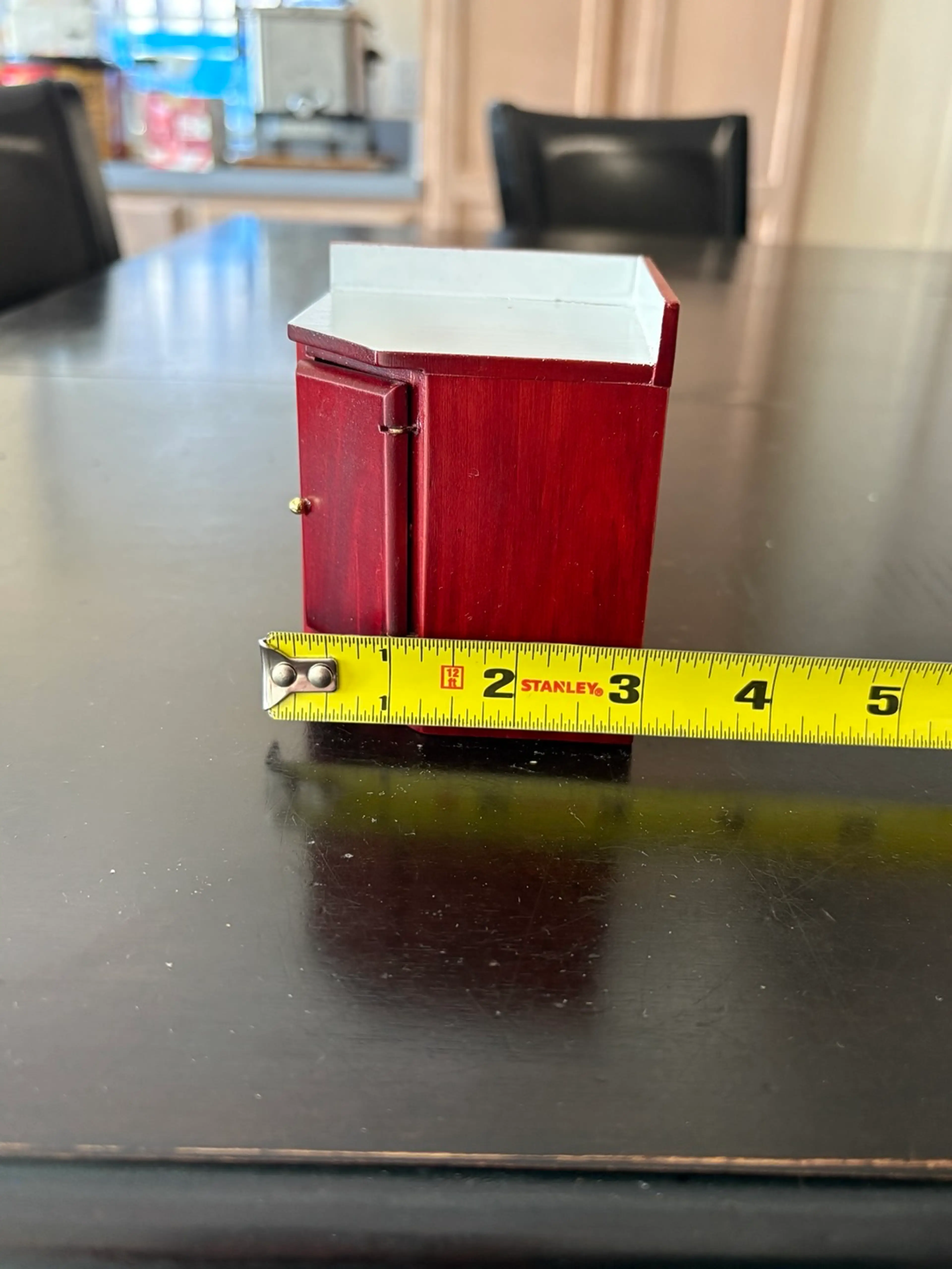 Image 4 of 5