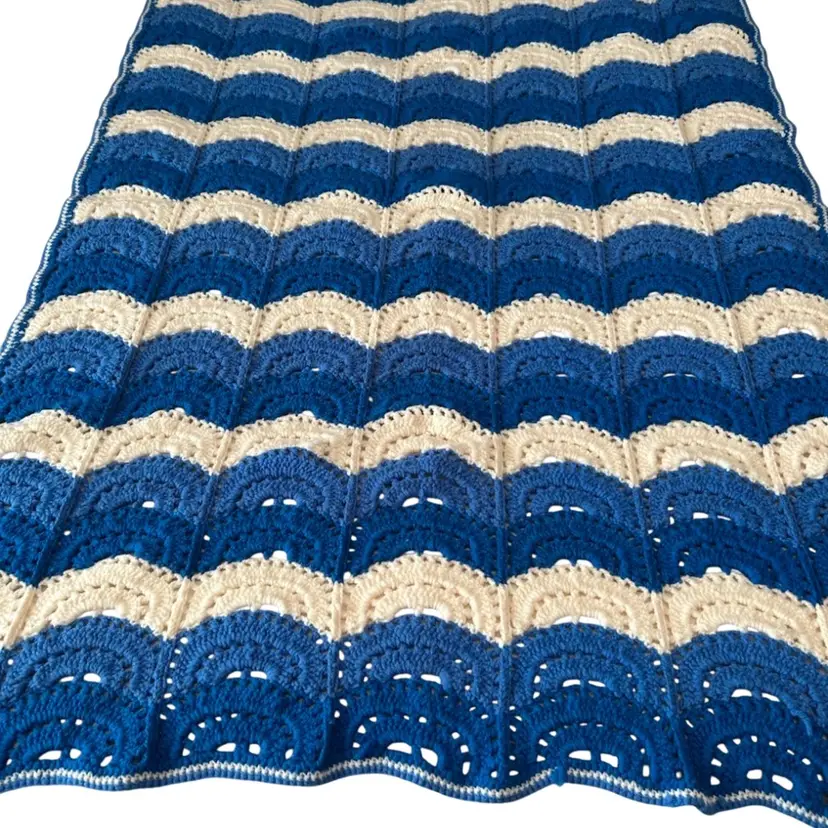 Blue And White Crocheted Throw
@ 69x41