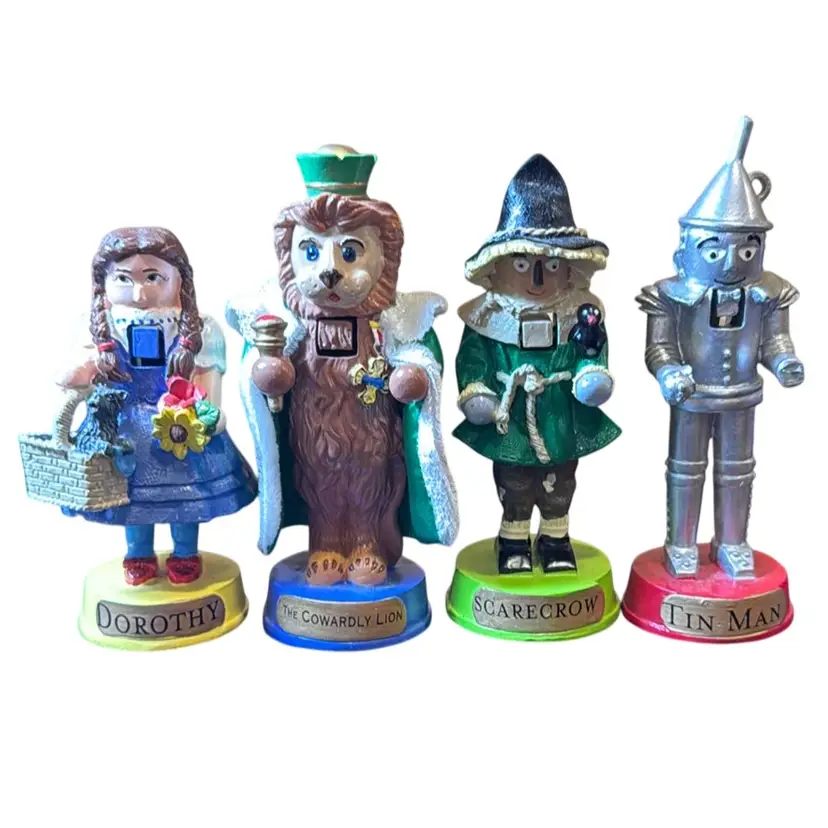 The Wizard Of Oz Miniature Nutcracker Set – Dorothy And Toto, The Cowardly Lion, The Tin Man, Scarecrow
