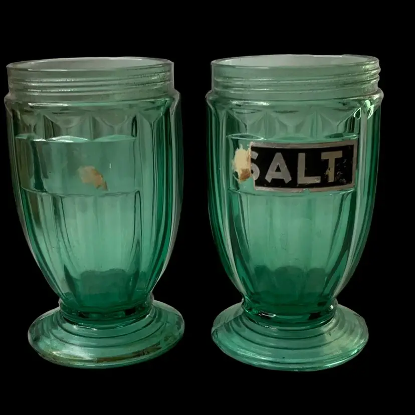 Jeanette Glass Aqua Green Glass Large Ribbed Salt Pepper Shakers No Lids *As Is*