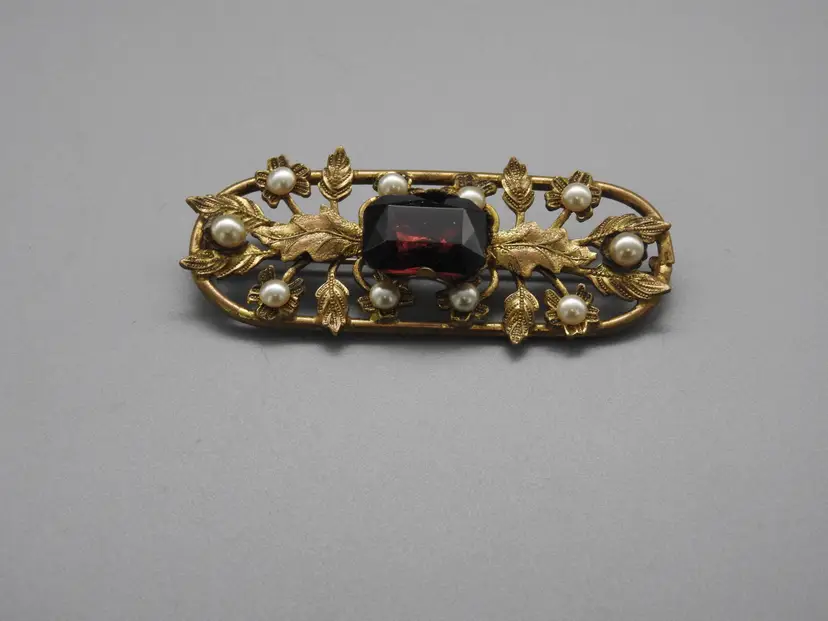 Vintage Bar Brooch