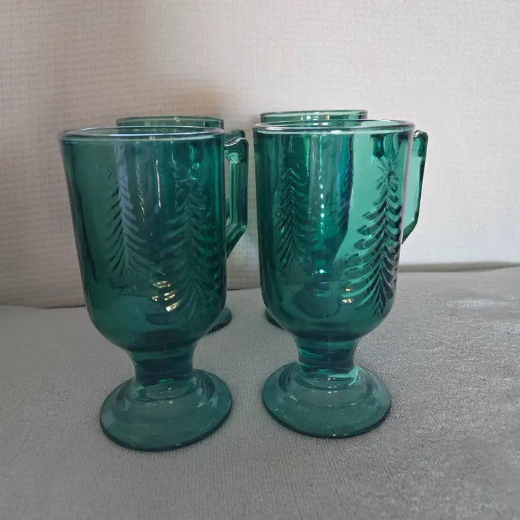 Set of 4 Indiana Glass Holiday Classic Evergreen Footed Mugs