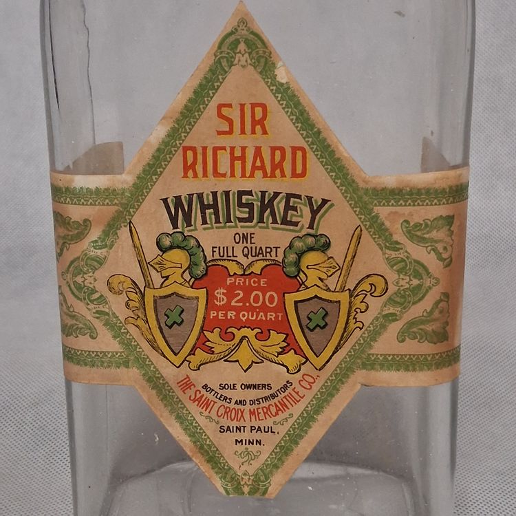 Pre Prohibition Sir Richard Whiskey Bottle Empty Quart Glass Bottle St Paul MN