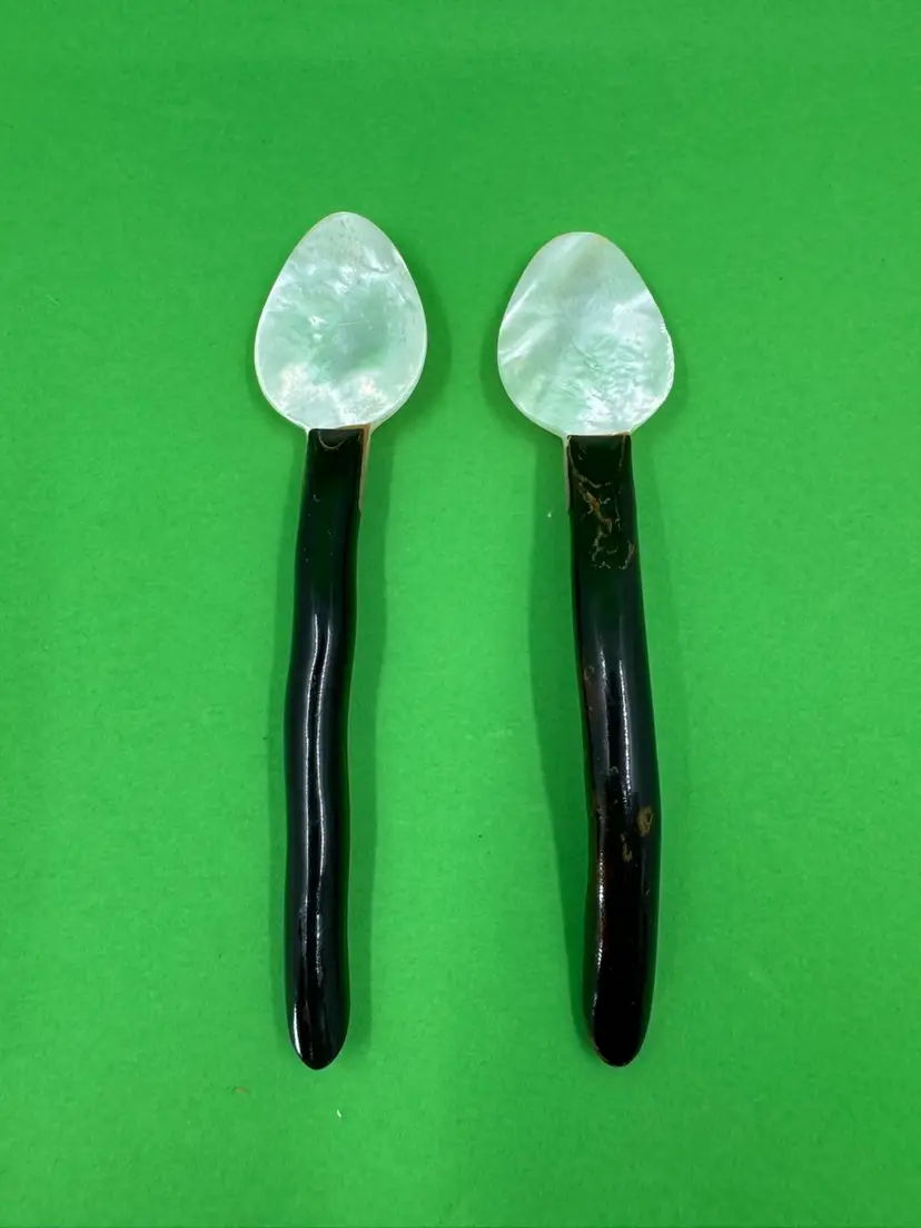 Set Of Mother Of Pearl Spoons (for Caviar Or Snuff?)