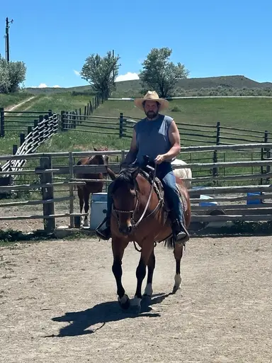 Pop Up Thursday Night Vintage Variety With Crystal Cowboy (Russ & Angel)