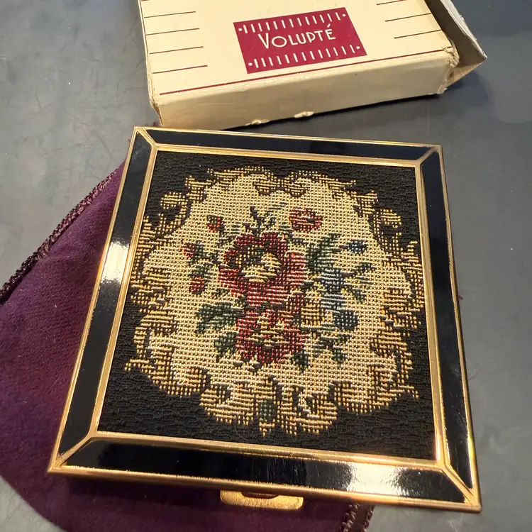 Vintage MCM Volupte GoldTone Floral Tapestry Black Enamel Compact NOS Minty