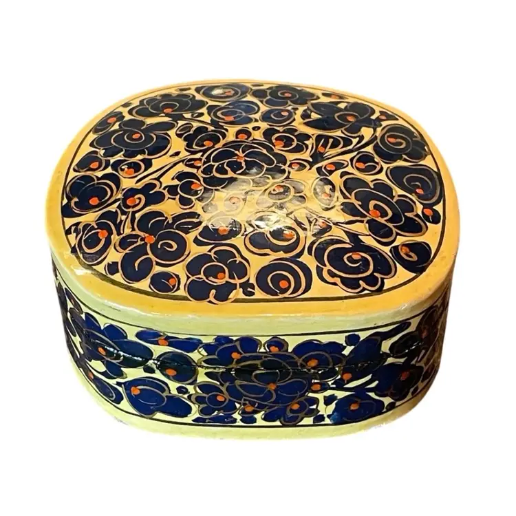 Lacquered Oval Floral Trinket Box Blue Flowers Vintage