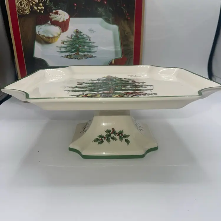 Spode NIB Christmas Tree Fine Porcelain 10” Footed Square Cake Plate