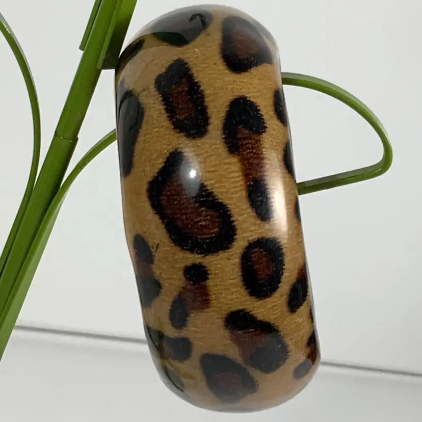 Chunky Sparkly Shinny  Vintage Brown Animal Print Acrylic-Plastic Bangle 