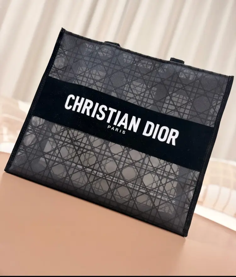 #05 - GWP/VIP NEW DIOR MESH TOTE