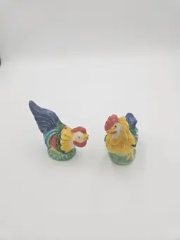 #B2 Ceramic Chicken Salt and Pepper Shakers