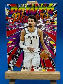 2025-26 Topps Victor Wembanyama Power Players PP-15 San Antonio Spurs