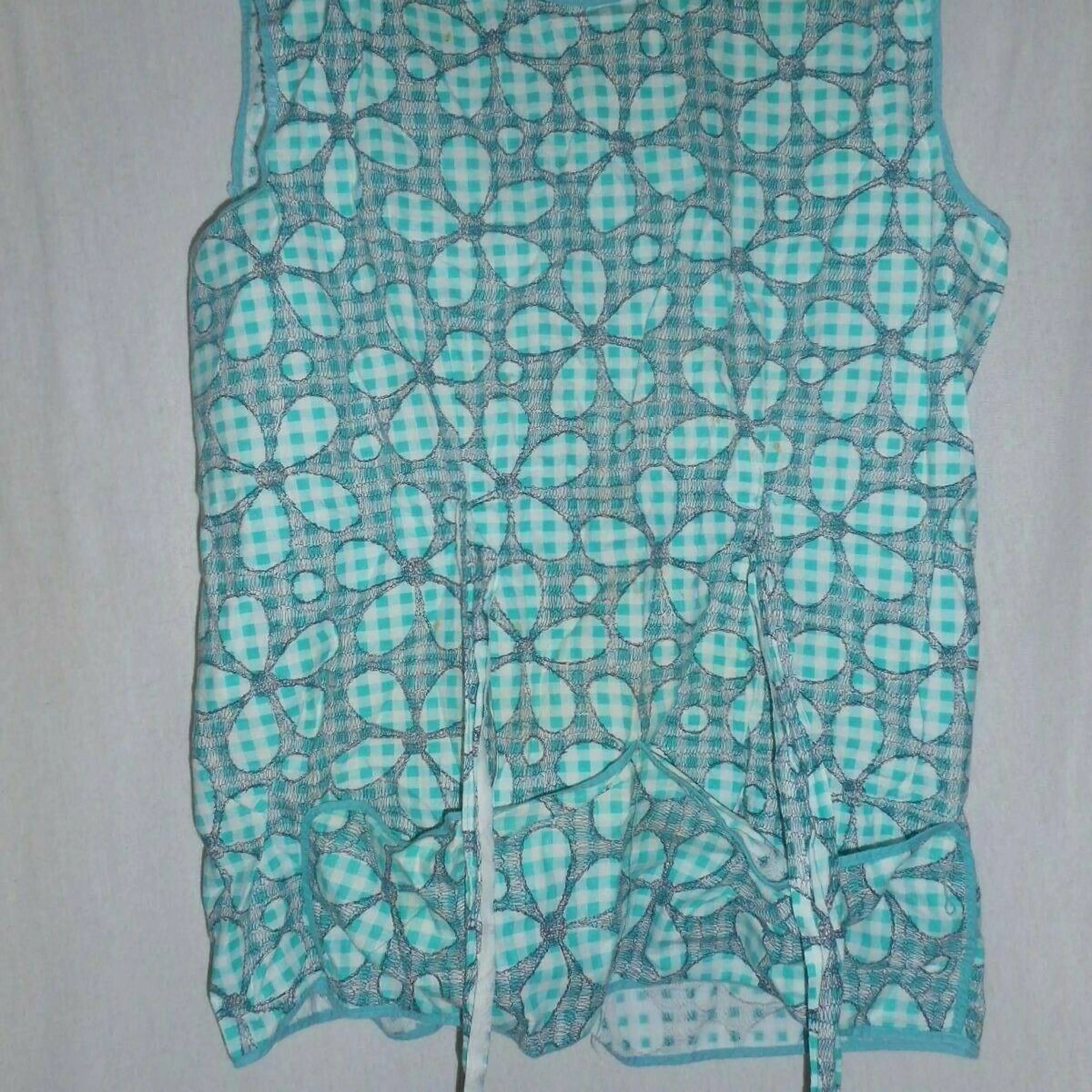 Image 2 of 7