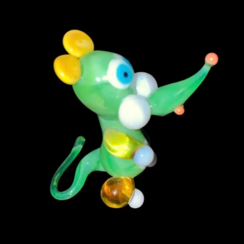 #17- Just In From Ukraine Discontinued Hand Blown Medium Figurines