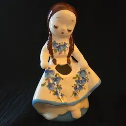 1940's DELEE Art California Pottery Panchita Planter 7.5"