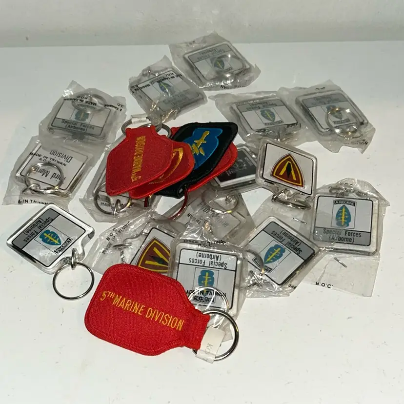 Lot Of 20 Military Keychains , Read Description