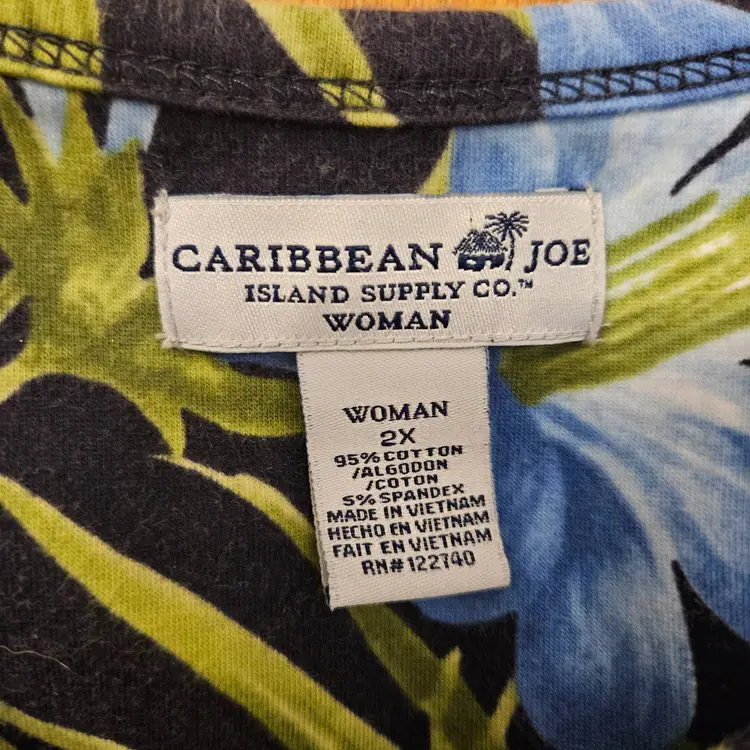 Caribbean Joe Woman Green Leaves & Blue Floral Top, 2X