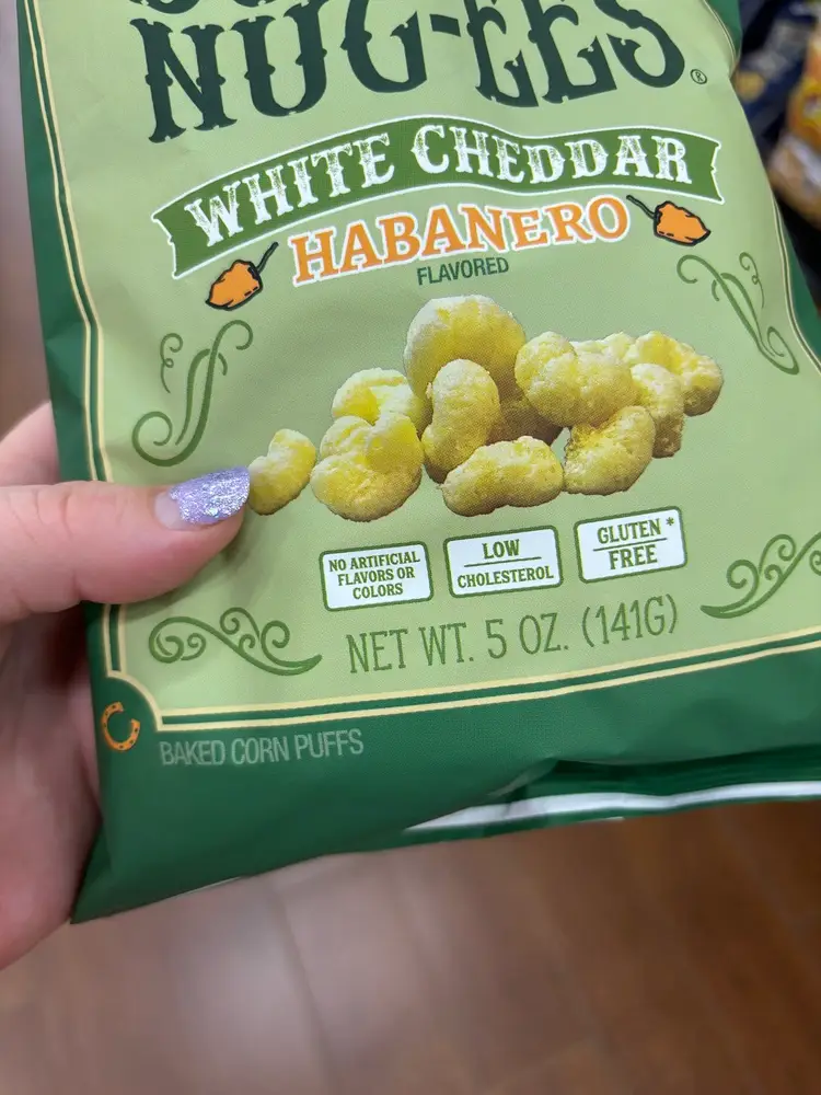 Buccee’s White Cheddar Habanero Beaver Nuggets Snack