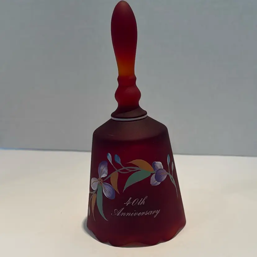 Fenton 40th Anniversary Glowy Musical Bell