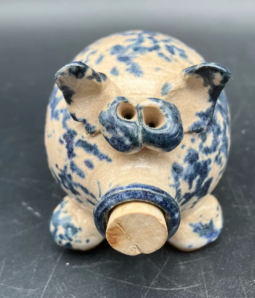 BIN - Studio Pottery Spongeware Pig Figurine Pot With Cork Nose 4”